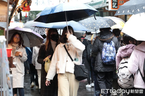 今「驚蟄」飆35℃！明全台有雨大變　連冷4天探10度